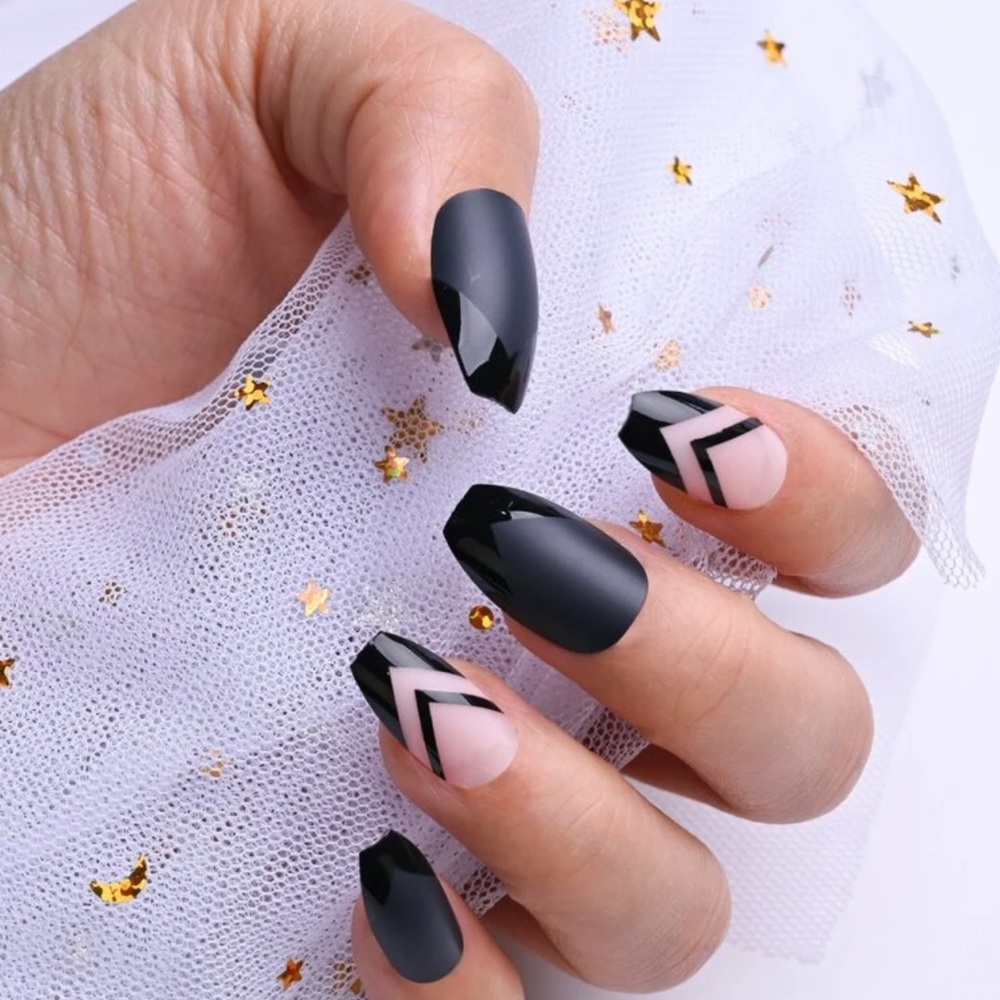 2/16 Black Designer Nails